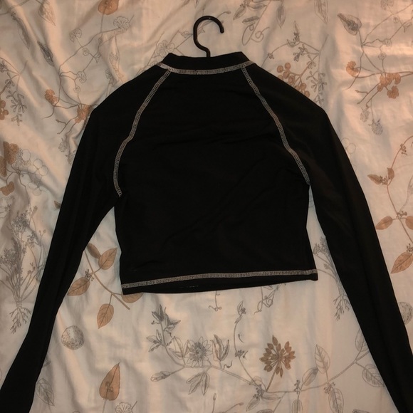 Cute black top with “princess” title - Picture 3 of 6